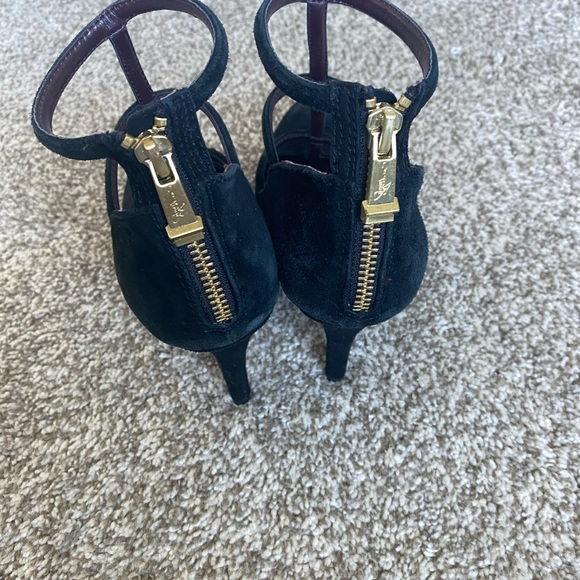 Report Signature heel - Picture 3 of 5